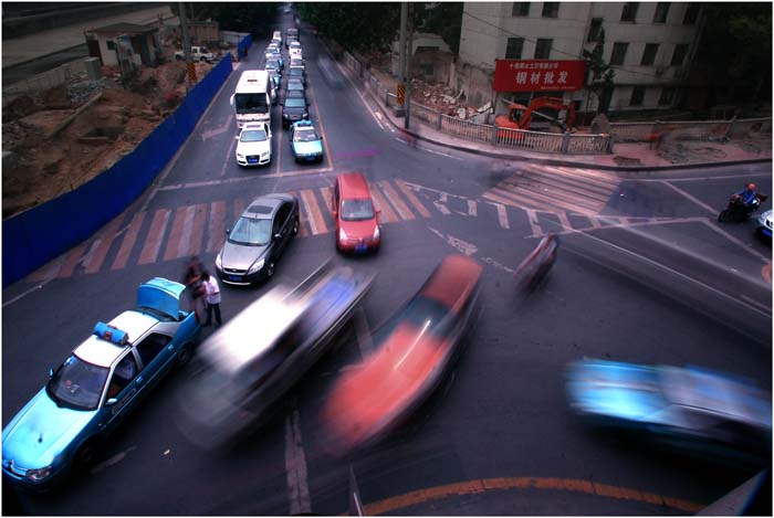 圖1 老城區(qū)路口