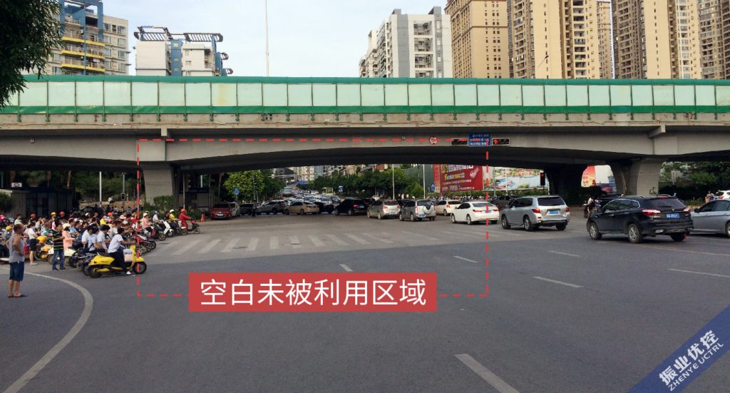 圖5 長湖立交橋底（優(yōu)化前）