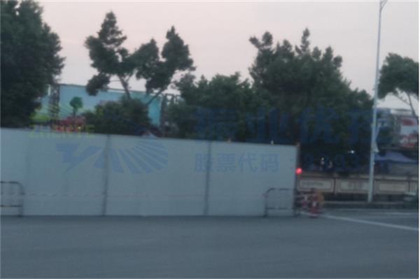 圖4 路口北進(jìn)口施工情況