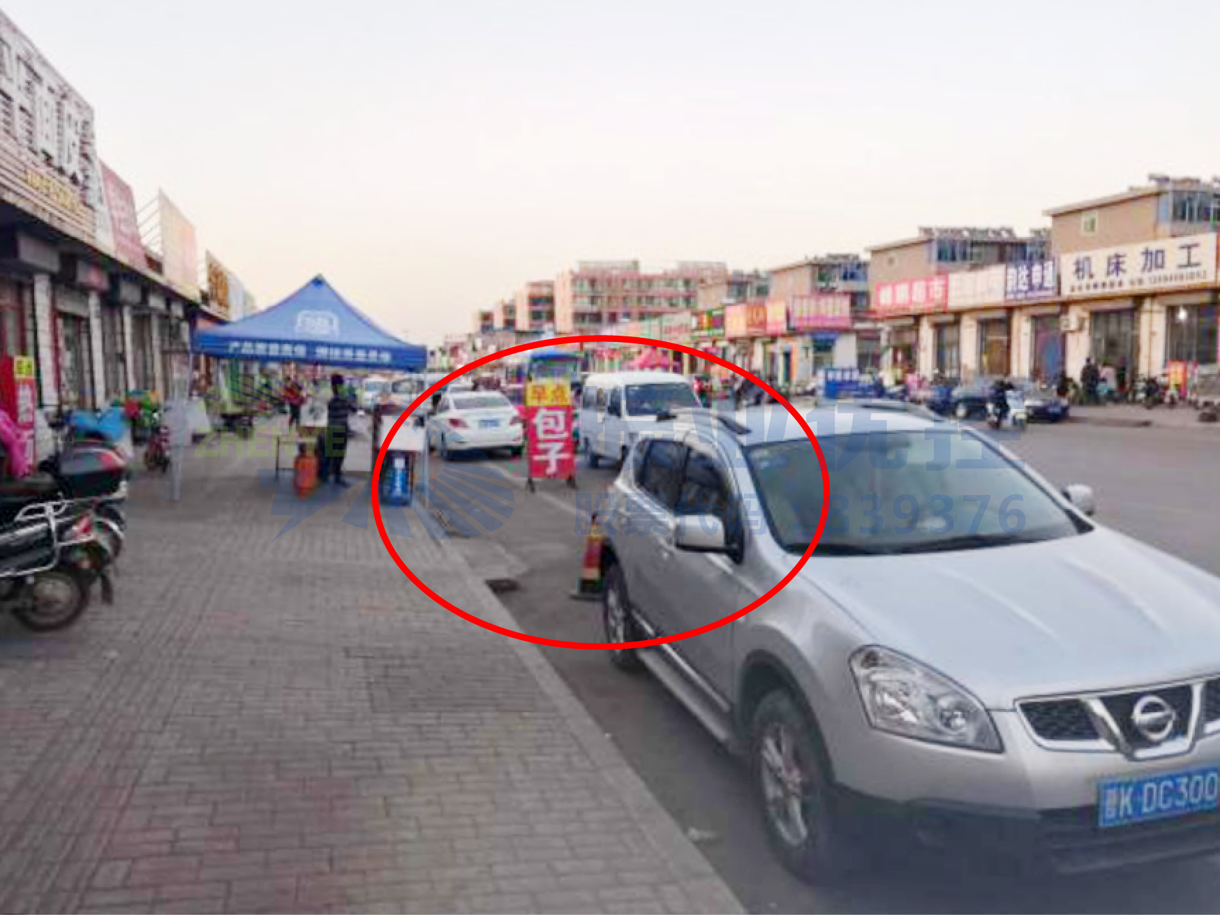 圖2 北進(jìn)口隨意停車(chē)現(xiàn)象