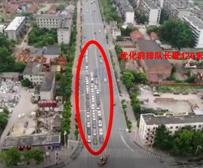圖5 優(yōu)化前早高峰南進口、西進口車流排隊