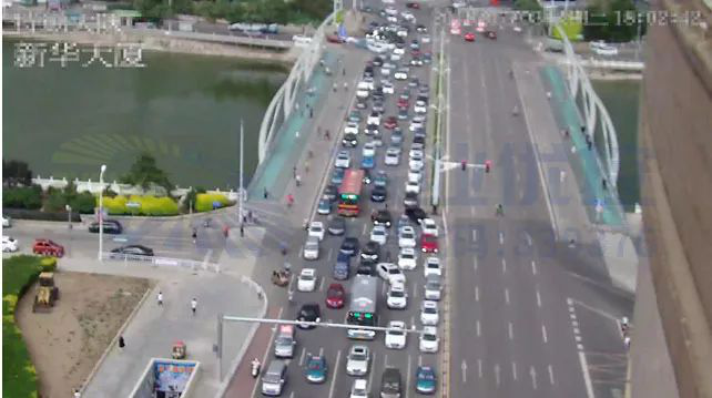 圖5 長青路-至善街路口東進(jìn)口優(yōu)化前排隊?