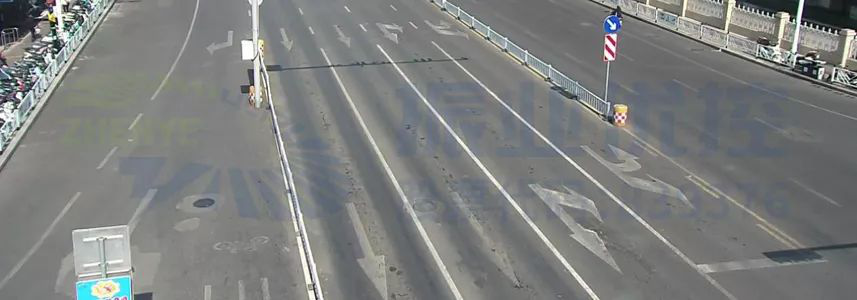 圖14 路口南進(jìn)口標(biāo)線（優(yōu)化后）