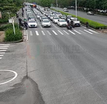 圖7 晚高峰南進(jìn)口排隊(duì)長度（優(yōu)化前）