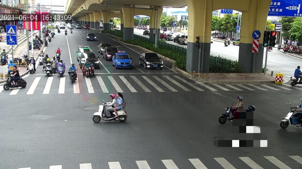 圖9 優(yōu)化后西向東車流無(wú)回溢情況出現(xiàn)