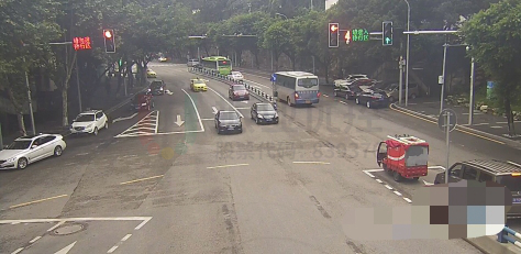 圖7 路口優(yōu)化前后對(duì)比