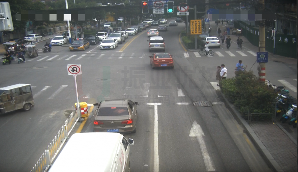 圖8 行人過街優(yōu)化前后