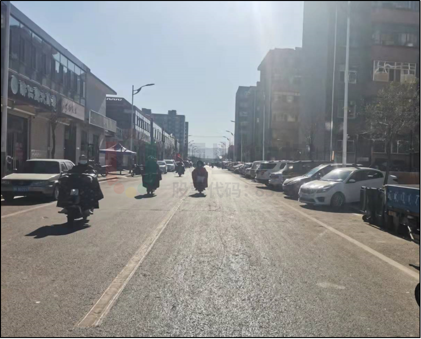 圖11 永康路、希望街通行順暢，機非混行現(xiàn)象消失