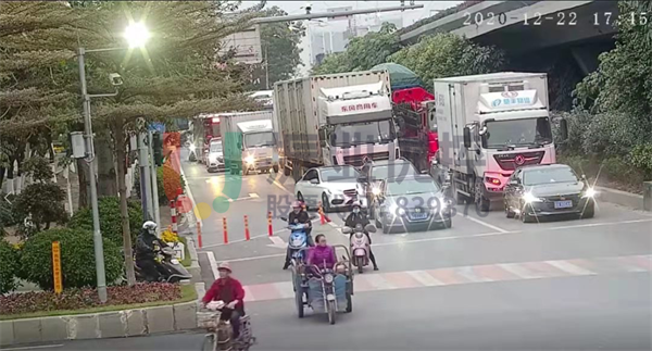 圖3 車輛排隊(duì)長度（優(yōu)化前）