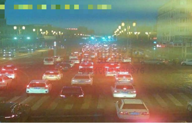 圖12 晚高峰消防崗-醫(yī)衛(wèi)崗路段優(yōu)化前后對(duì)比